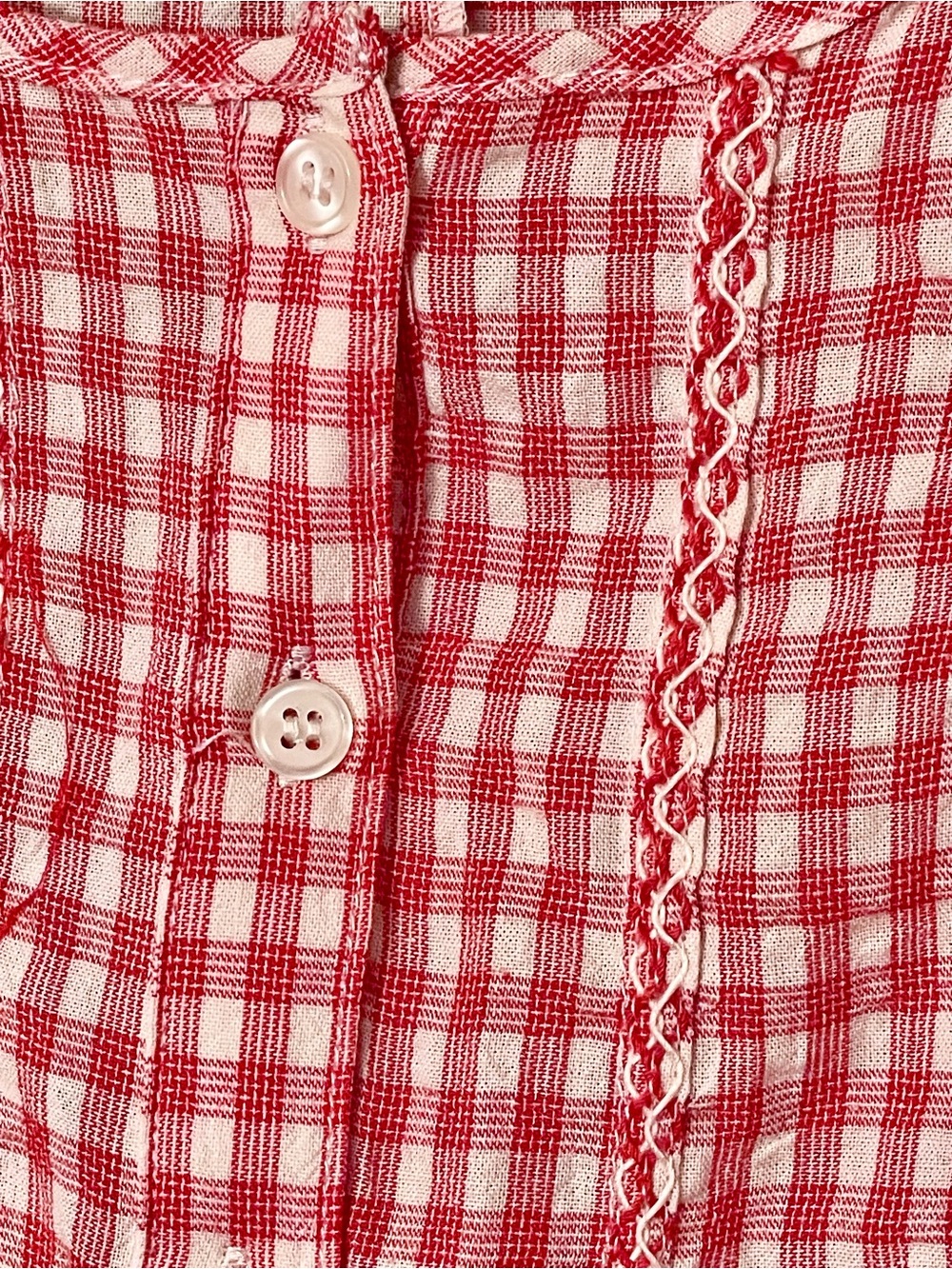 Max Studio ~ Red & White Gingham Flutter Sleeve Blouse - Medium - Picture 4 of 7